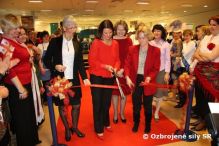 NATO Charity Bazaar finanne podpor dve slovensk obianske zdruenia - avzo
