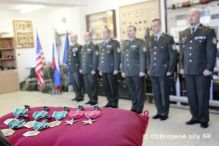 Slovensk vojaci ocenen medailami Ministerstva obrany USA 