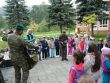 Deti z Hornosúčanskej základnej školy prežili deň s vojakmi1